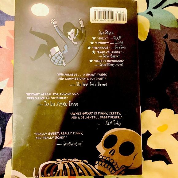 Anya’s Ghost A Graphic Novel - Picture 4 of 5